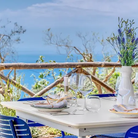 Mediterranea With Heated Pool, Walking Distance From Town Villa *