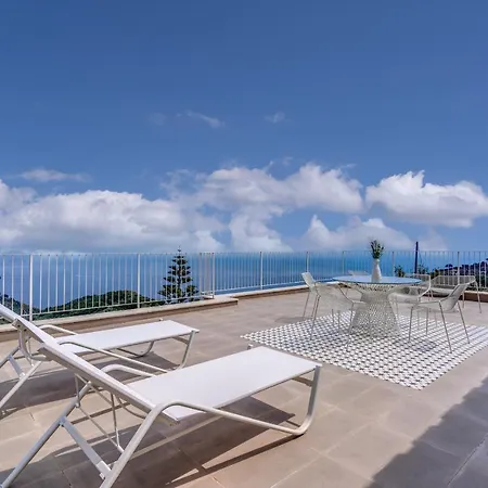 Mediterranea With Heated Pool, Walking Distance From Town