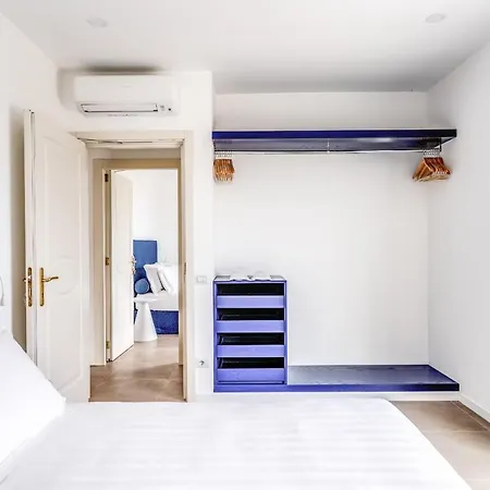 Mediterranea With Heated Pool, Walking Distance From Town Villa *